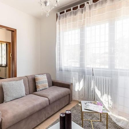 Apartament “Casa Moderna Con Parcheggio Privato” Imola Zewnętrze zdjęcie
