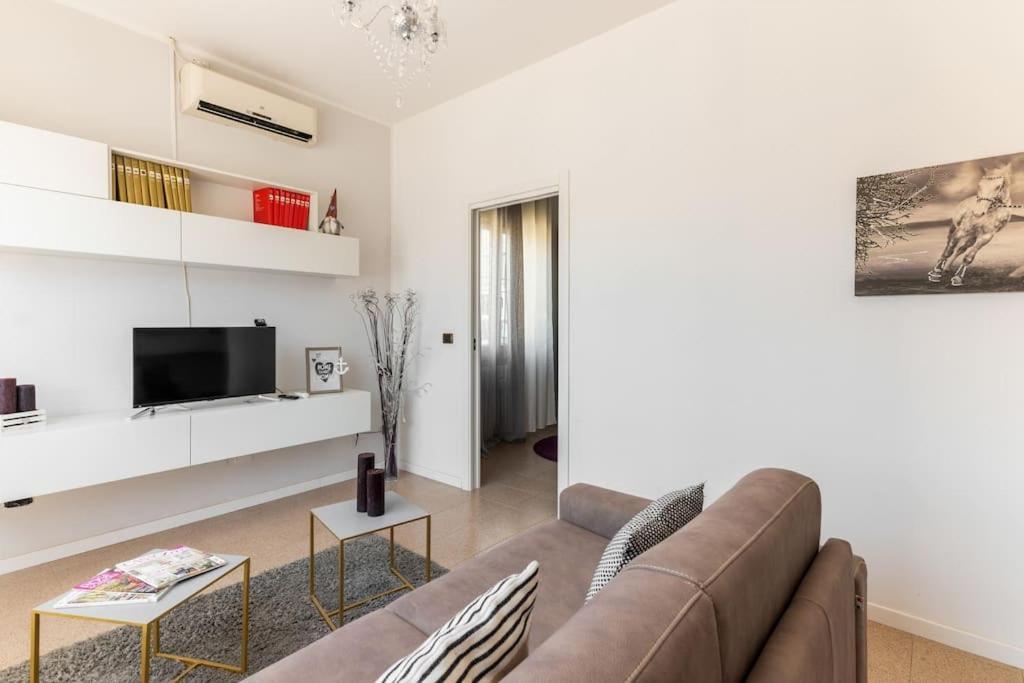 Apartament “Casa Moderna Con Parcheggio Privato” Imola Zewnętrze zdjęcie