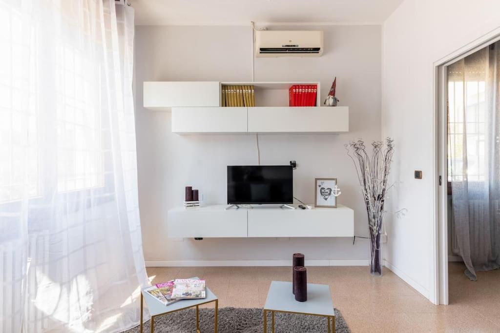 Apartament “Casa Moderna Con Parcheggio Privato” Imola Zewnętrze zdjęcie